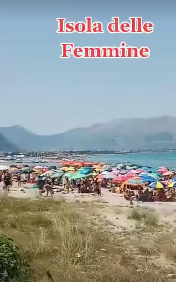 Casa Alice Hotel Isola delle Femmine Bagian luar foto