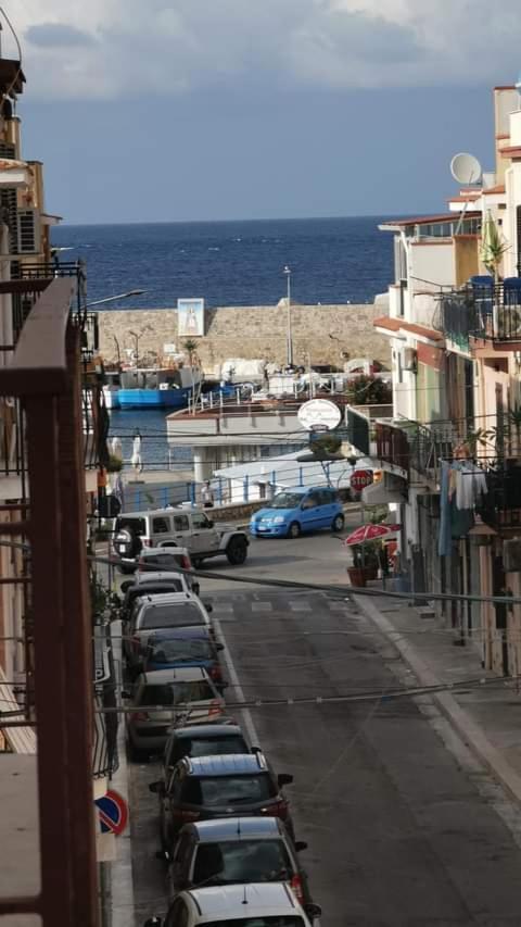 Casa Alice Hotel Isola delle Femmine Bagian luar foto