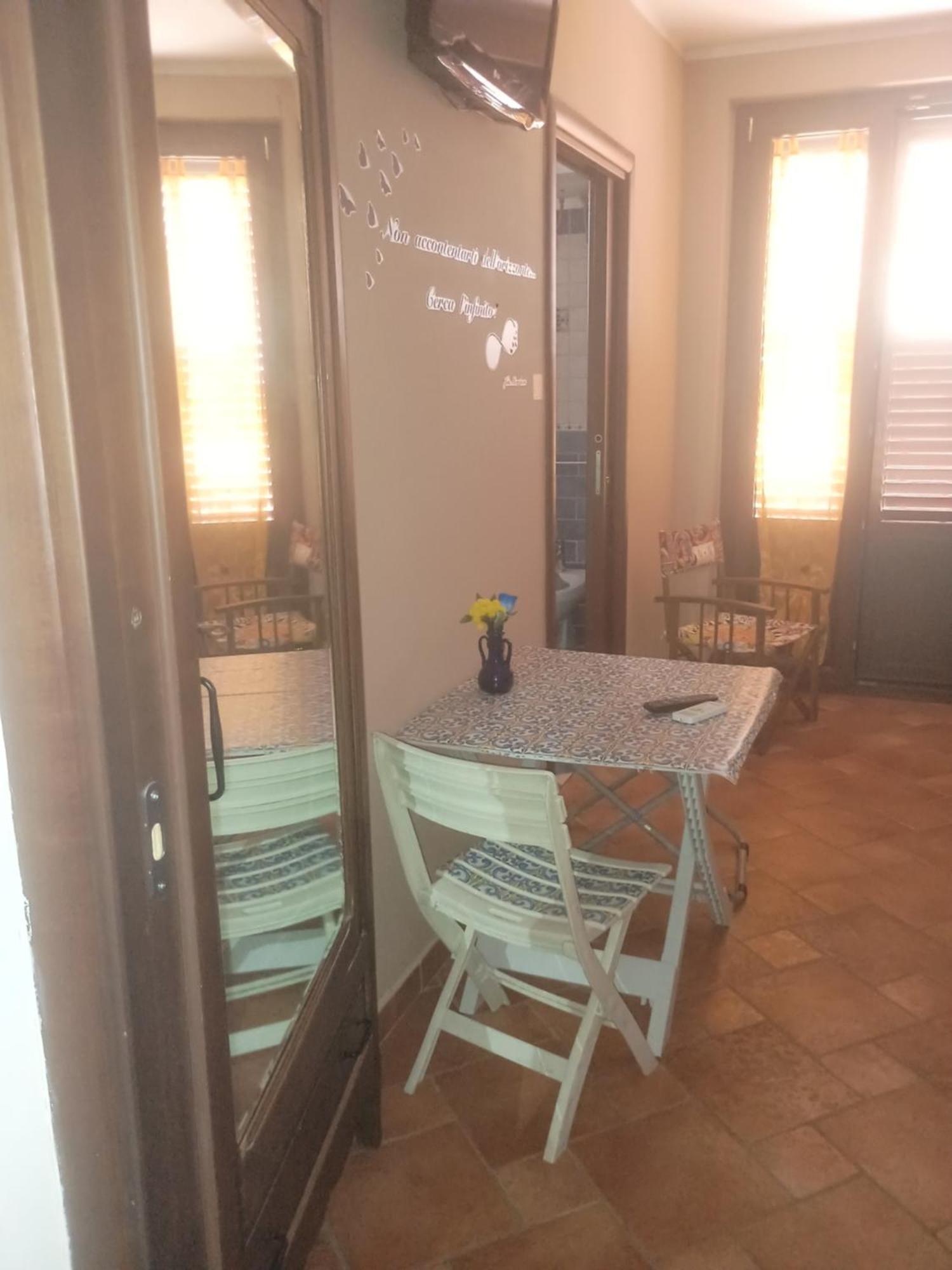 Casa Alice Hotel Isola delle Femmine Bagian luar foto